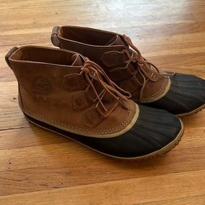 Sorel Womens out N about leather duck boot